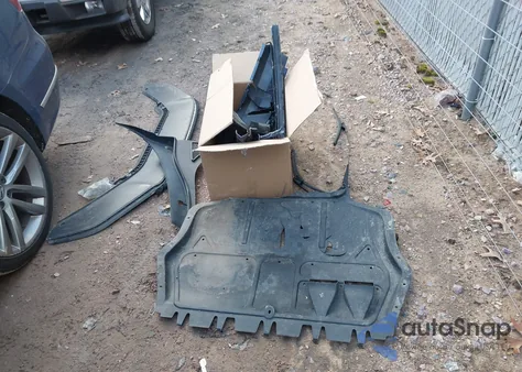 2017 Volkswagen Passat 1.8T R-Line из США, поврежденный, VIN 1VWDT7A37HC037399